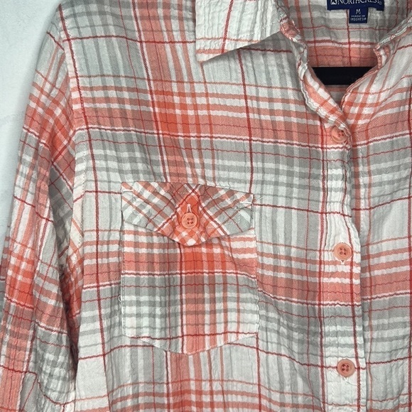 NORTHCREST PLAID BUTTON DOWN LONG SLEEVE (SIZE M) - Picture 3 of 7